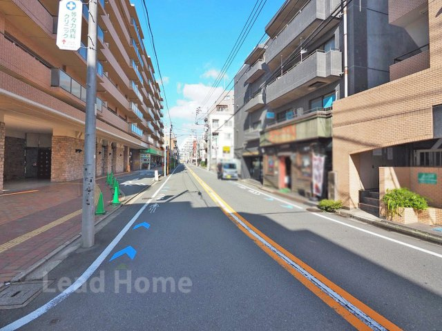 見通しが良く整備された前面道路！道幅にもゆとりがあり歩行者や車とのすれ違いもスムーズに行えます♪
