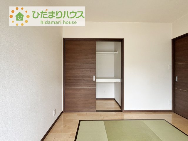 和室にも大容量のクローゼット完備！　お布団やお子様のおもちゃなどがスッキリ収納できますね(^^♪