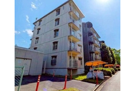 西所沢椿峰ニュータウン39街区1号棟の外観