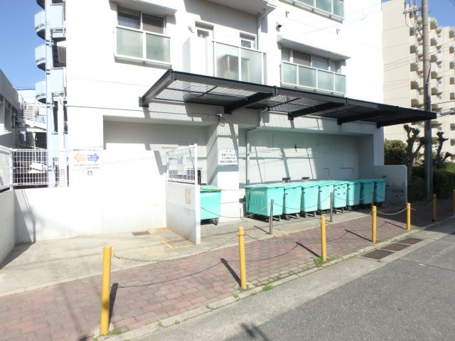 ゴミステーション