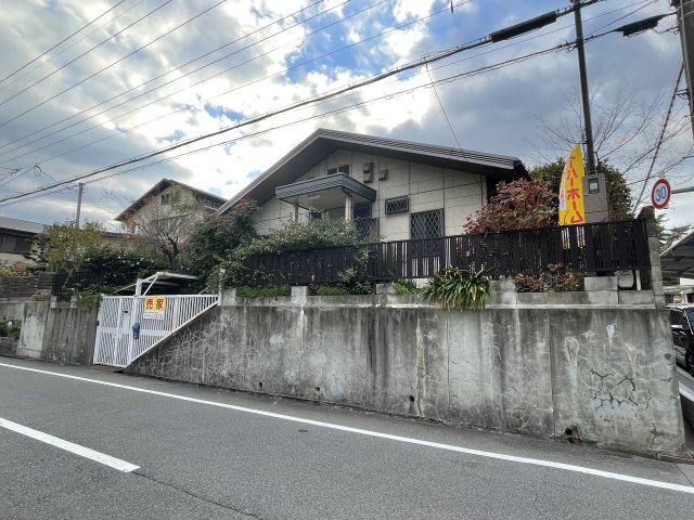 外観：327002164121