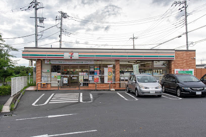 セブンイレブン多摩南野店まで徒歩11分