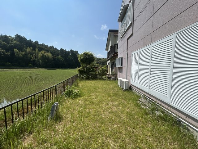 【庭】お家時間を格段に楽しくしてくれるゆとりの広さ。DIYや趣味のスペースとしても大活躍します。