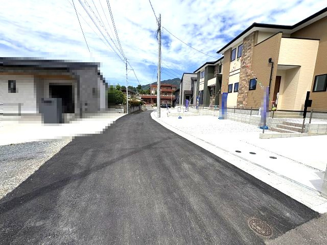 現地写真。前面道路です。