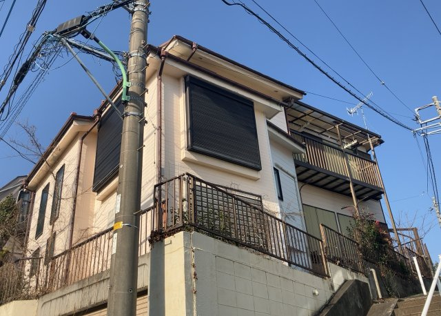 物件の詳細については、現地を見てわかること以外に、役所や法務局などで調べないとわからないことがあります。そのため、現地に行く場合は、もしこの物件を買ったらどのような生活ができるかをイメージしましょう。