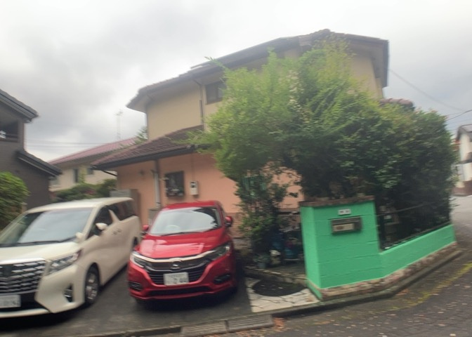 隣家の土地はどうなっているのか、生活利便施設が近くにあるのか、学校まで近いかなど、お客様のライフスタイルにあわせたイメージが重要です。また、近くにあると困る施設が近くにないかも確認するといいでしょう。