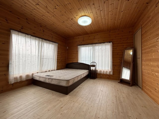 ゆったりした洋室です