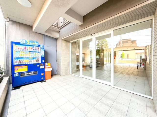 【エントランス】