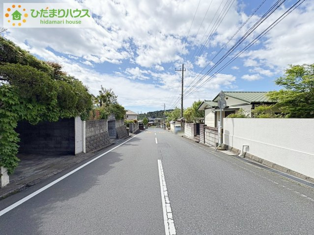 たっぷりの陽光と心地よい風が舞い込む住まい♪