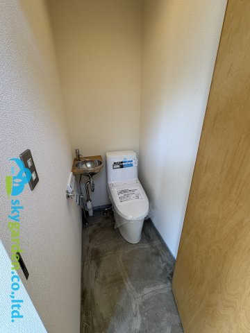 シンプルで使いやすいトイレです