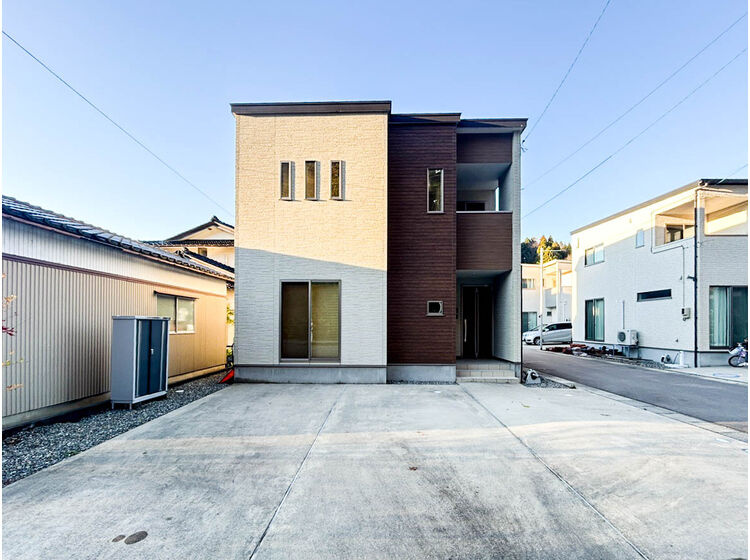 外観：317000011042