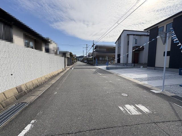 現地写真。前面道路です。