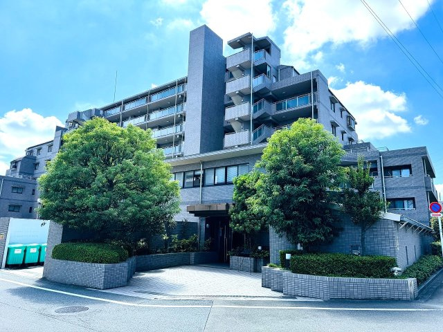 ～管理形態は全部委託式　キレイにメンテナンスされているマンションです～