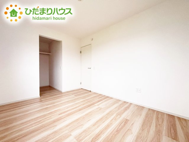 広さはお子様の勉強部屋にも適した広さ！　勉強机や本棚などの家具を置いてもフリースペースも確保することができます。