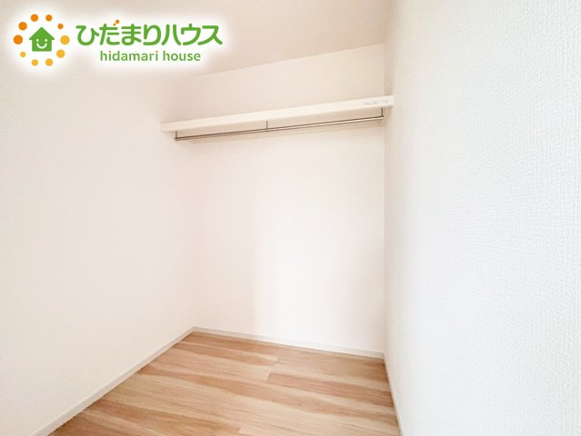 ご家族暮らしになると増える荷物もらくらく収納！大型ウォークインクローゼット完備♪