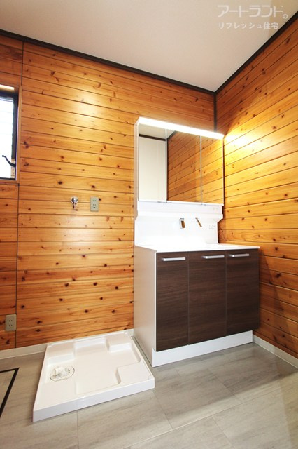 【洗面室】新設の洗面化粧台付き