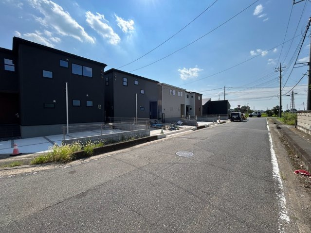 3号棟　建物面積：114.27？（34.56坪）現地写真です！（2026/8/24撮影）　　　　　　土地面積：164.46？（49.74坪）