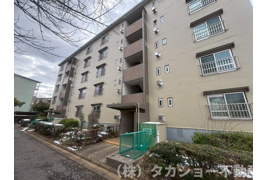 西小中台団地　24号棟の外観