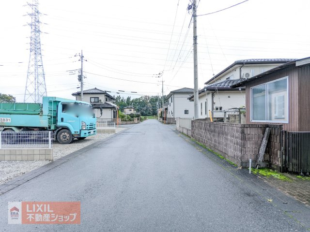 【前面道路】道の広さ・日当たりなど、ご確認ください。　