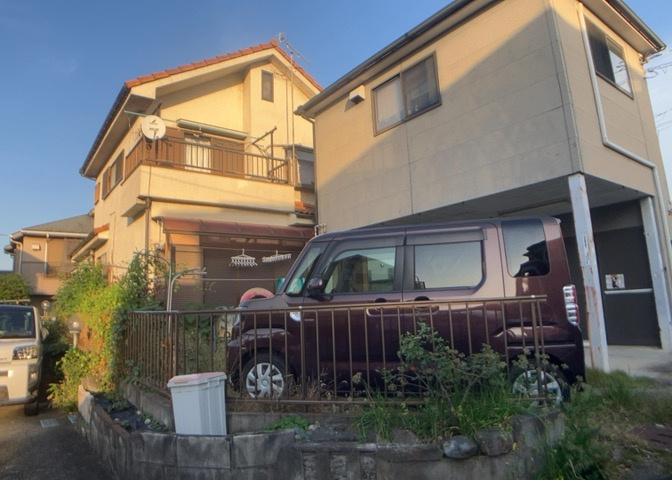 家を建てる前提で土地を探している場合、地盤の丈夫さは譲れない条件の一つです。地盤が脆弱だと追加工事が必要となります。また、過去に地盤沈下や液状化現象を起こした土地は、できるだけ避けた方がいいでしょう。