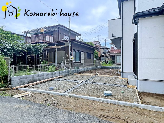 駐車場があるので、車を買う予定の方も安心です