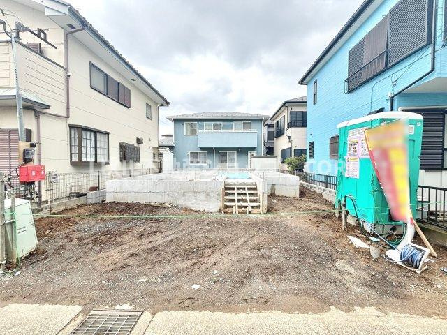 現地は建築中！完成が待ち遠しいです！皆様のお問合せお待ちしております。