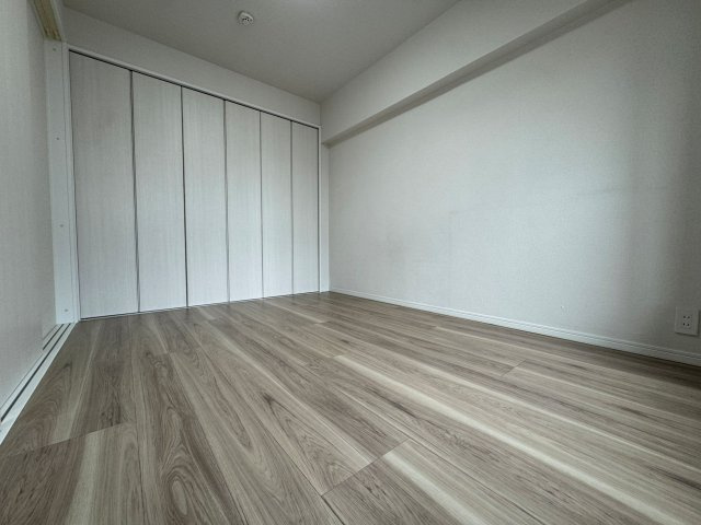 こちらのお部屋も家具の配置がしやすいですね