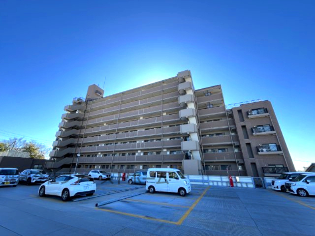平成7年築の分譲マンションです