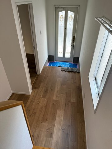 1階　玄関　リフォーム工事後