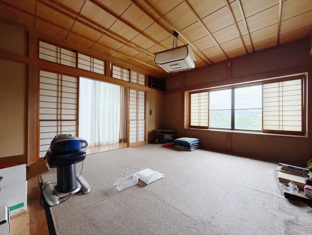 ■和室｜和室を書斎にしたり、冬にはコタツを敷いて家族みんなで年越しをするのもいいですね。家族みんなのお気に入りの空間になります♪
