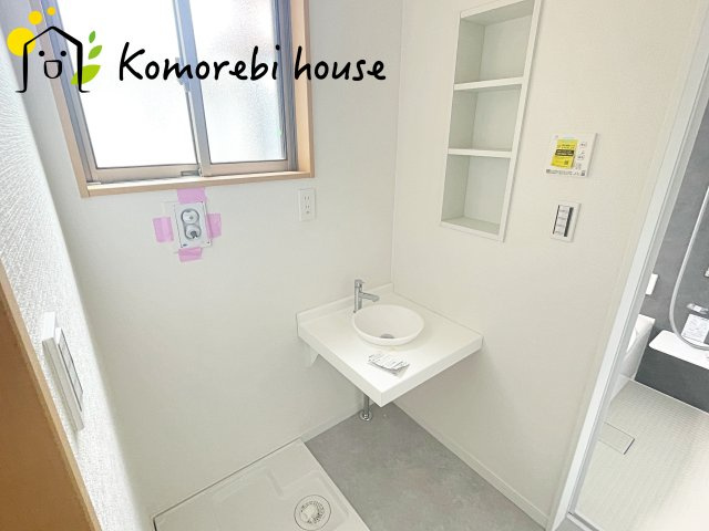 使いやすい独立洗面台です