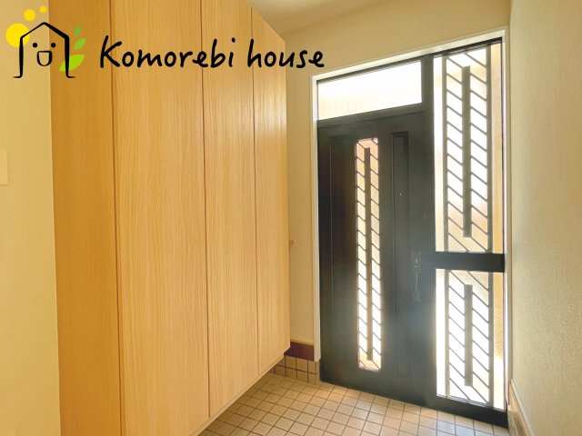 シンプルで使いやすい玄関です