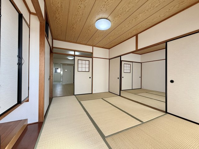 寝室