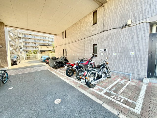 バイク置き場になります！