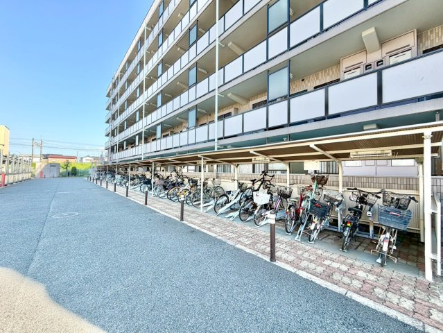 駐輪場になります♪