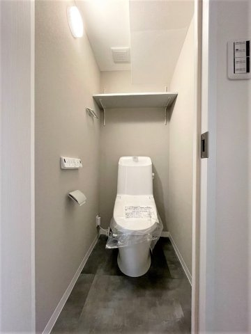 温水洗浄機能付トイレ