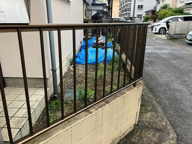 市街化調整区域とは、自然環境を保つことが目的になっている地域で住宅用地として購入することはほぼ出来ません。事業用や資材置き場などその場所を有効活用したい方にお勧めです。田園地帯や自然が多いエリアです。