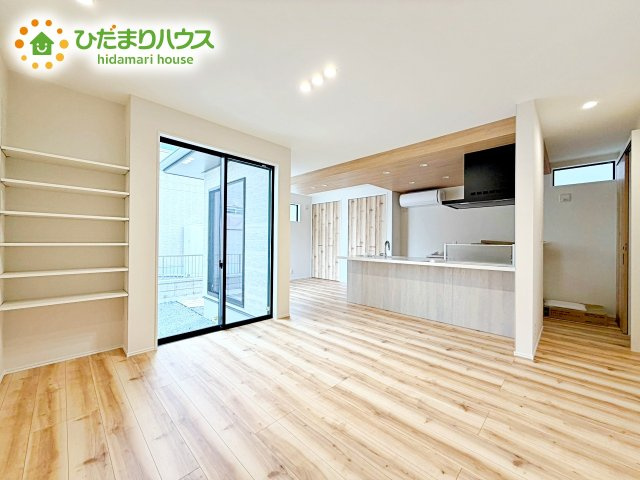 開放感あるLDKを確保！家族が集まるリビングはゆったり過ごしリフレッシュする場として居心地の良い空間にしたいですね。