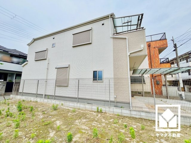 広々18帖のLDKが魅力。家族全員がリラックスできる、ゆったりとした快適リビングで温かい団らんの時間を。