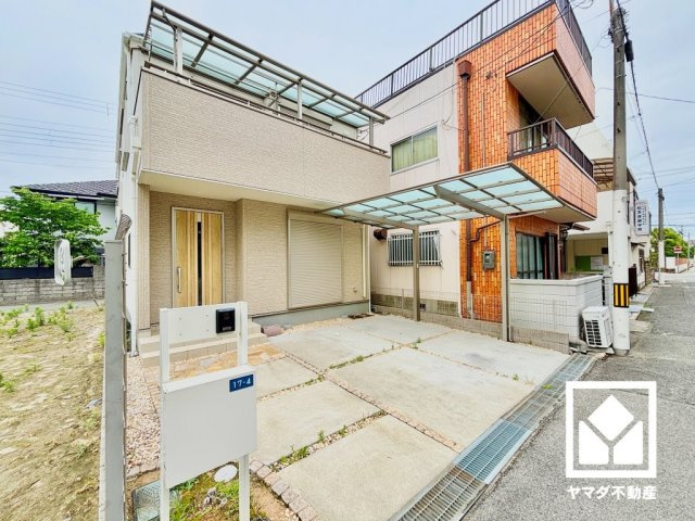 室内洗濯機置場がございますので、天候に左右されず洗濯していただけます。