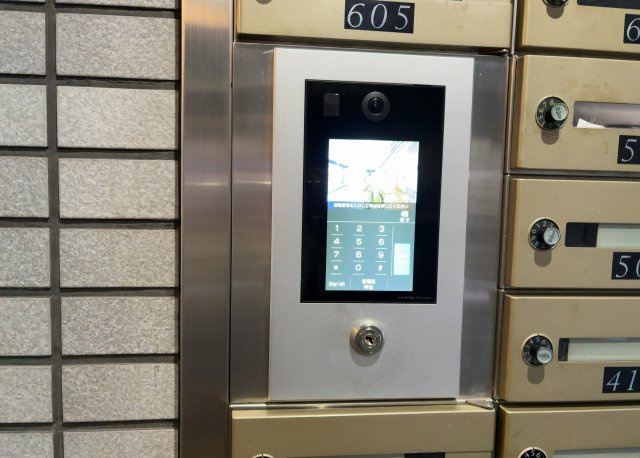 当然のことではありますが、オートロックやセンサーライト、ホームセキュリティーなどの防犯設備があれば、小さいお子様がいるご家庭も安心ですよね！まず物件購入の際は、防犯設備もチェックするようにしましょう。