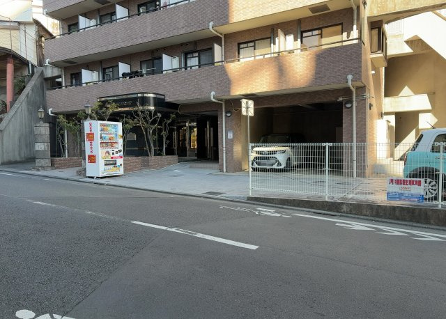 マンションの外観は非常に重要なポイントです！外観の善し悪しは資産価値に大きな影響を与えます。外観のいいマンションを購入することで、高値で売却がしやすく、買い手が見つかりやすいというメリットがあります。