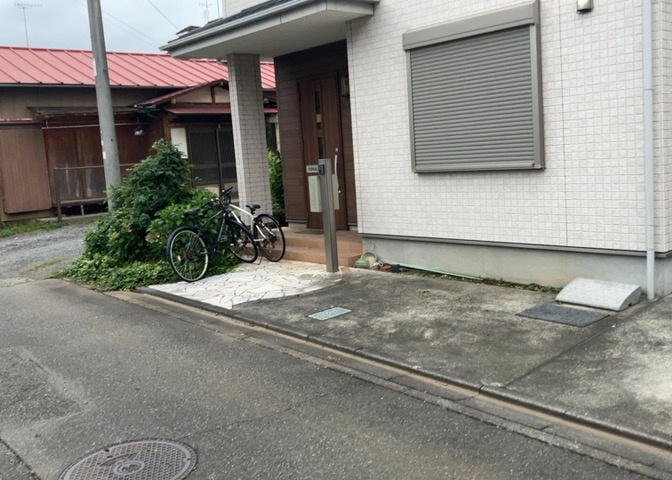 物件の詳細については、現地を見てわかること以外に、役所や法務局などで調べないとわからないことがあります。そのため、現地に行く場合は、もしこの物件を買ったらどのような生活ができるかをイメージしましょう。