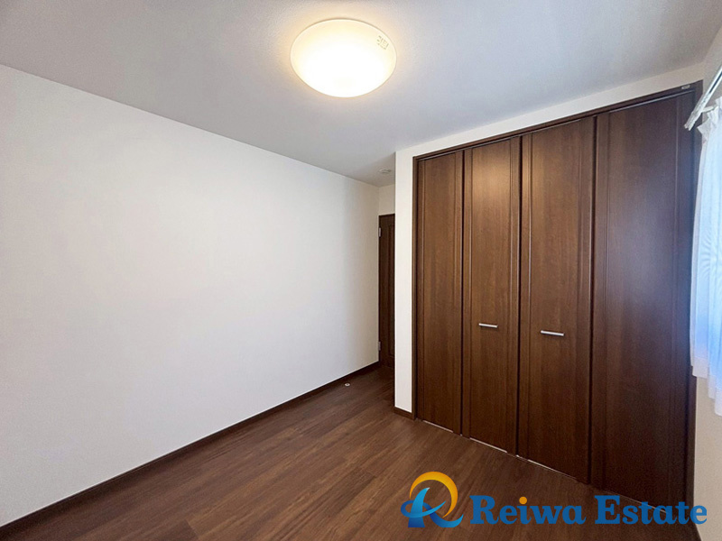 収納付きのお部屋は居室空間を隅々まで使えるのが嬉しいですね。