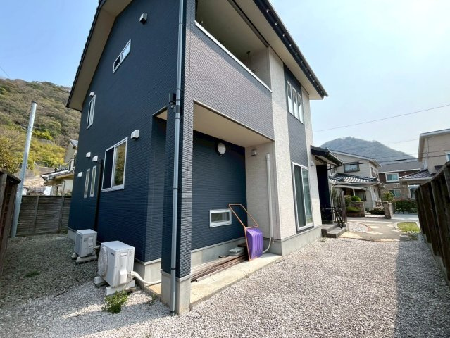 南向きのゆったりしたお庭♪陽当たりが良くて気持ちいです♪