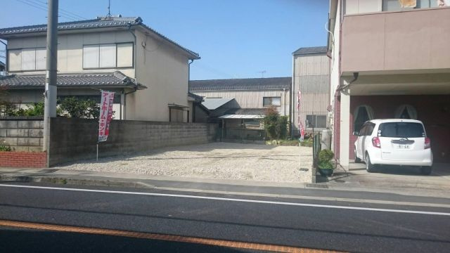 県道(旧浜国道)に面する整形地