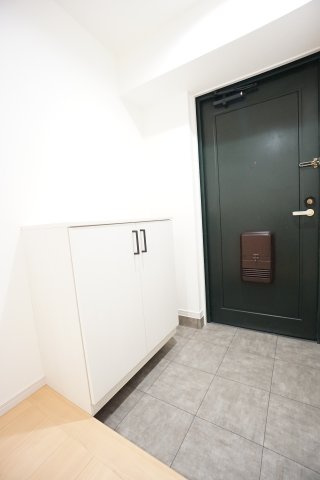 下足収納も交換済み♪