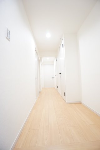 廊下の内装も新しくリフォームしています。