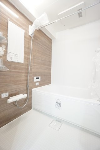 ユニットバス交換済み！追い炊き機能付きです♪