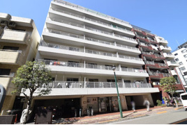 中銀三鷹マンシオンの外観